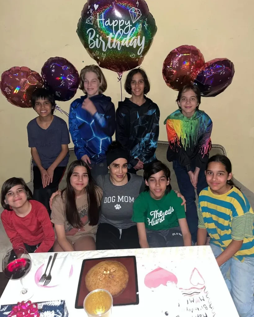 Nadya Suleman célèbre les 13 ans de ses octuplés avec un touchant message