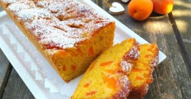 Cake au Yaourt aux Abricots
