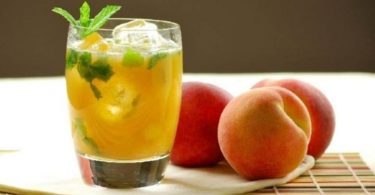 Délicieuse recette de Mojito citron vert et abricot pour rafraîchir vos papilles